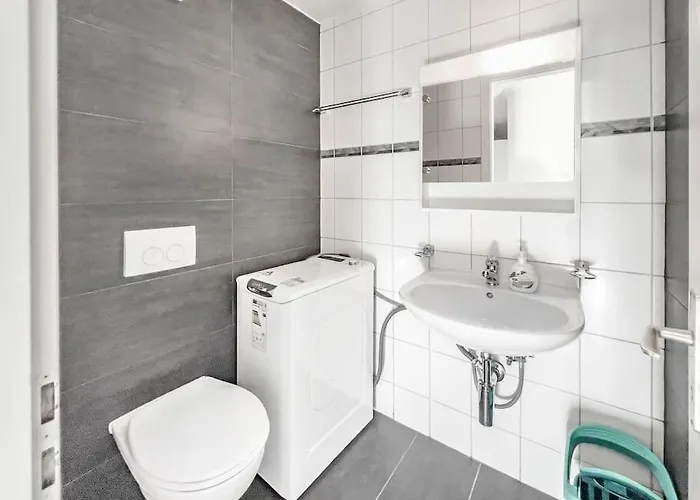 Apartment Chic 2 Bedroom Near Chillion Castle Veytaux